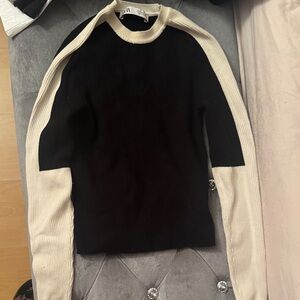 Zara Black and Cream Crewneck Sweater